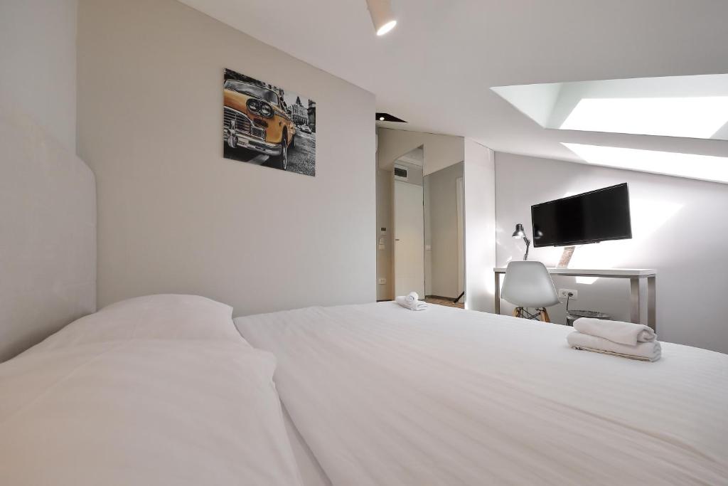 Downtown Boutique Hostel photo 3