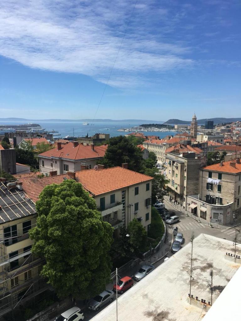 Apartment Buble, Split