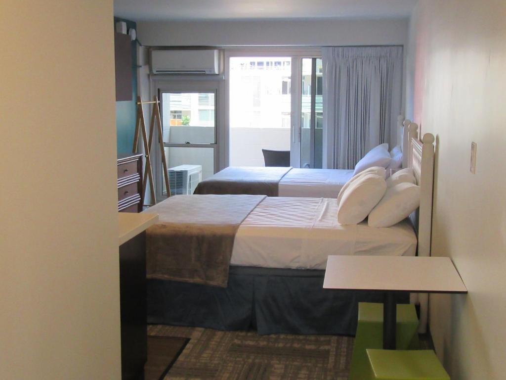 Двухместный (Standard 2 Double Room), Waikiki Central Hotel - No Resort Fees