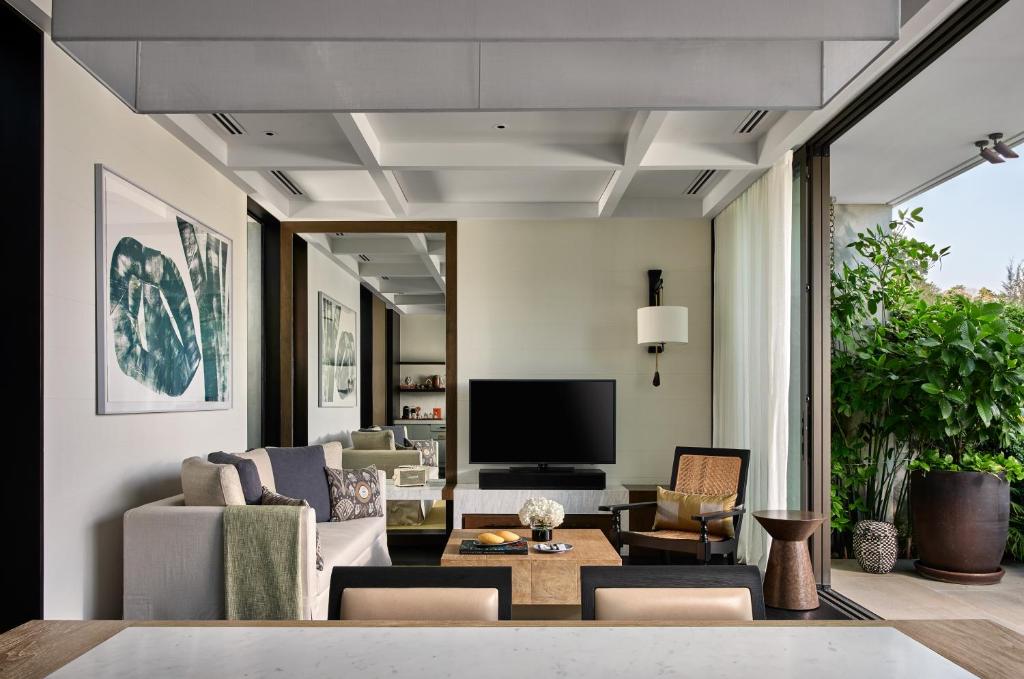 Трехместный (Полулюкс с видом на океан), Rosewood Phuket
