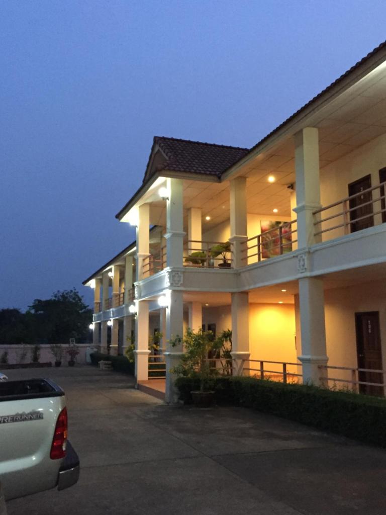 Poon Suk Hotel Kabin Buri photo 2