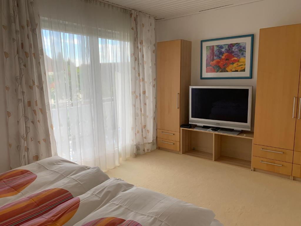 Schöne Zimmer im Zentrum Leben photo 1