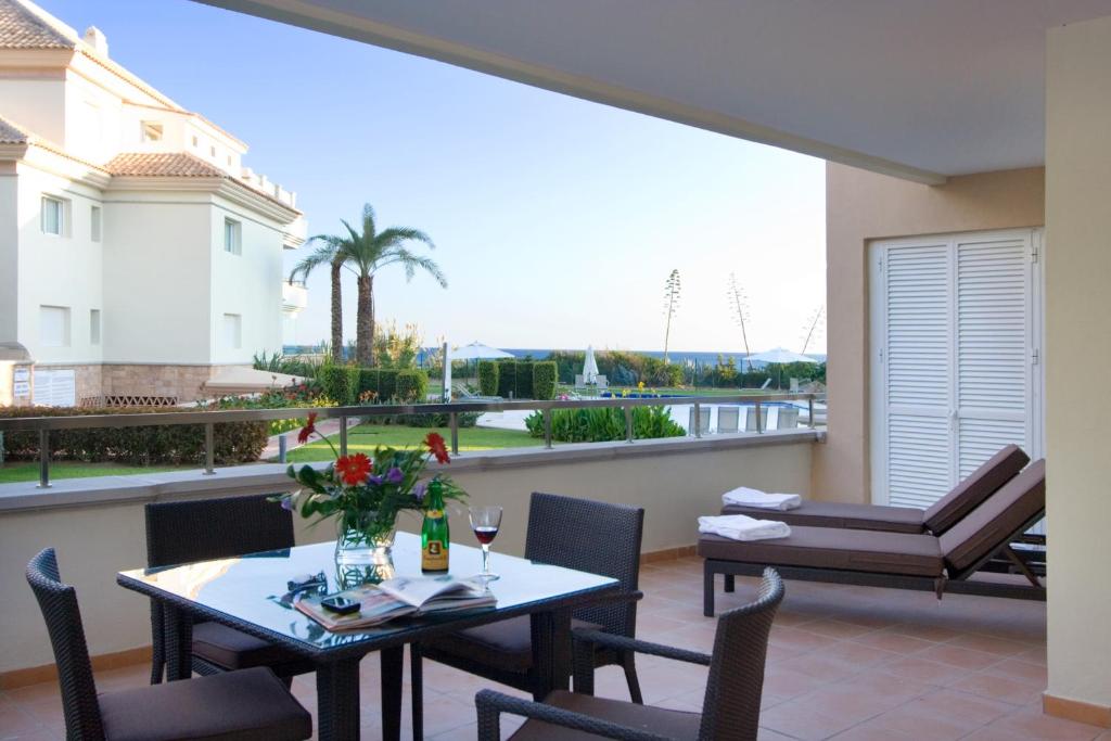 Apt 322 Heaven Beach Apartments, Guadalmansa Playa photo 3