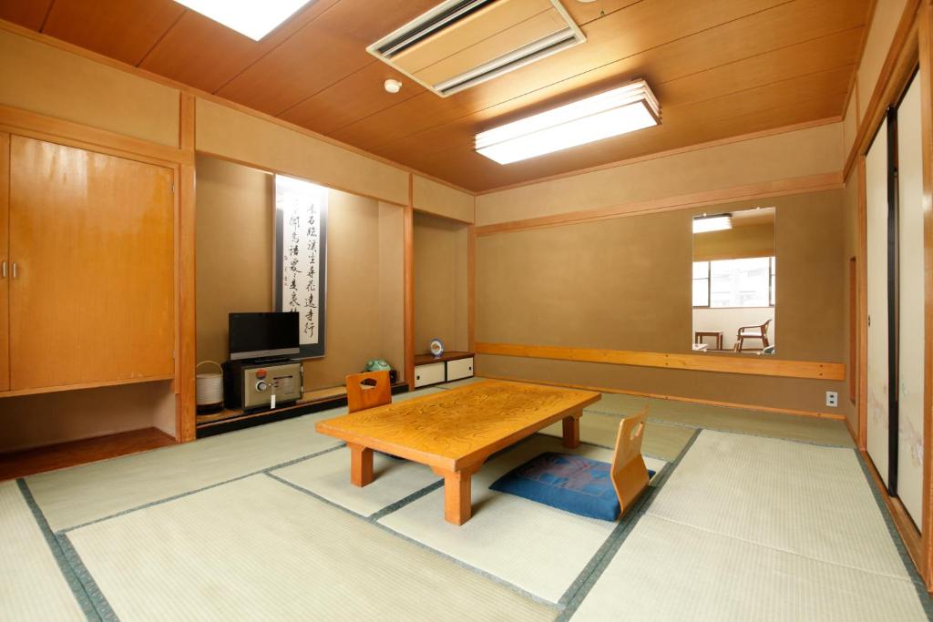 Wakamatsu Honten photo 1
