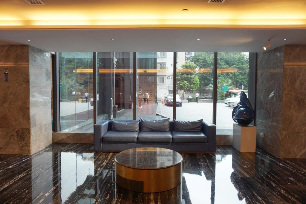 La Perle International Hotel - Free shuttle between hotel and Exhibition Center during Canton Fair photo 3