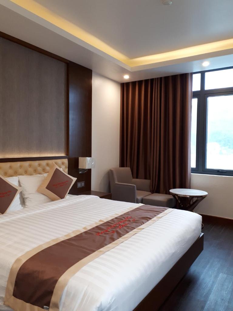 Hung Thinh Ha Long Hotel