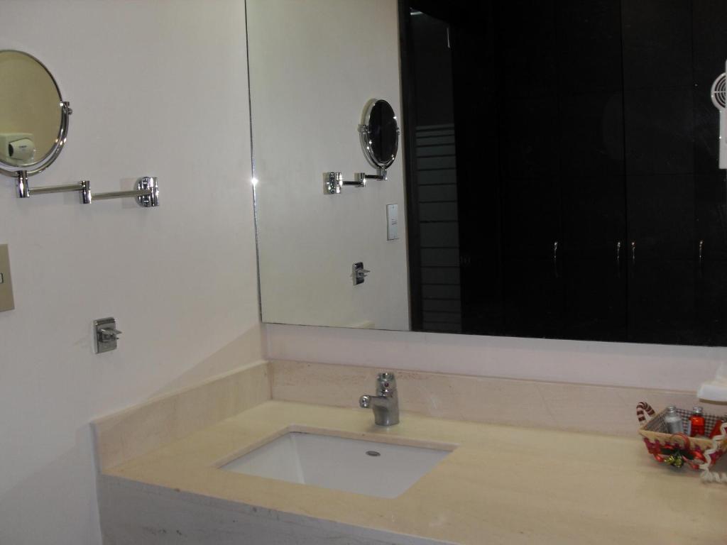 Hotel Playa Cristal photo 4