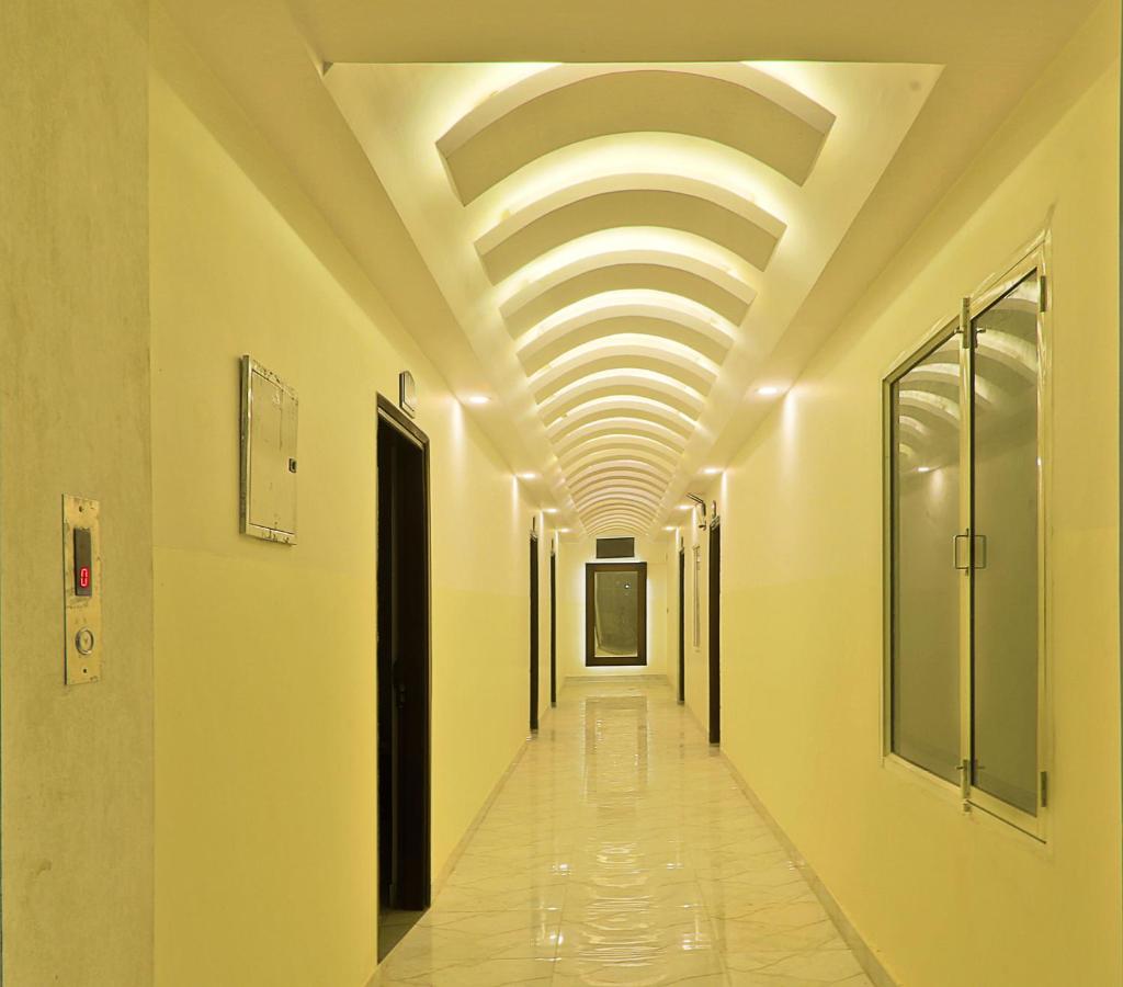 Двухместный (Улучшенный двухместный номер с 1 кроватью), Hotel Airport city palace