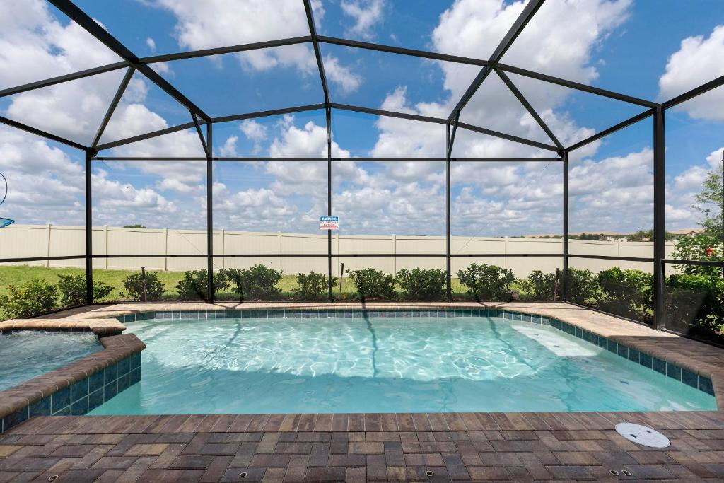 Luxury 6BR Villa in Windsor at Westside Resort photo 2