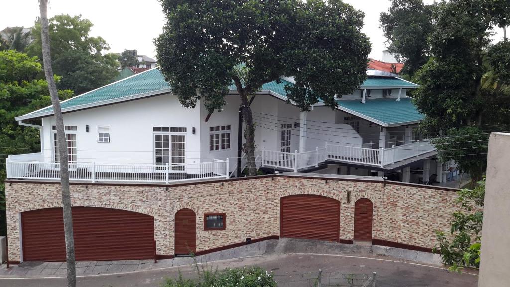 Dumi's Shelter Home Stay photo 2