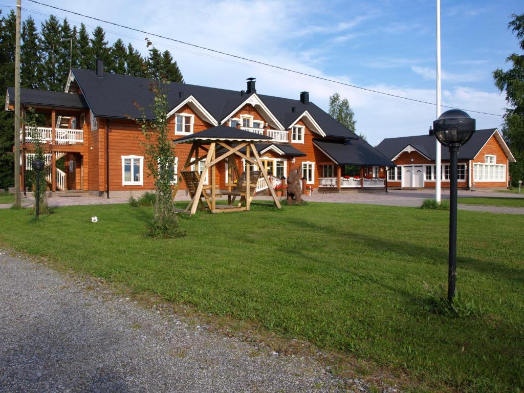 Guest House Haapaniemen Hirsikartano photo 2