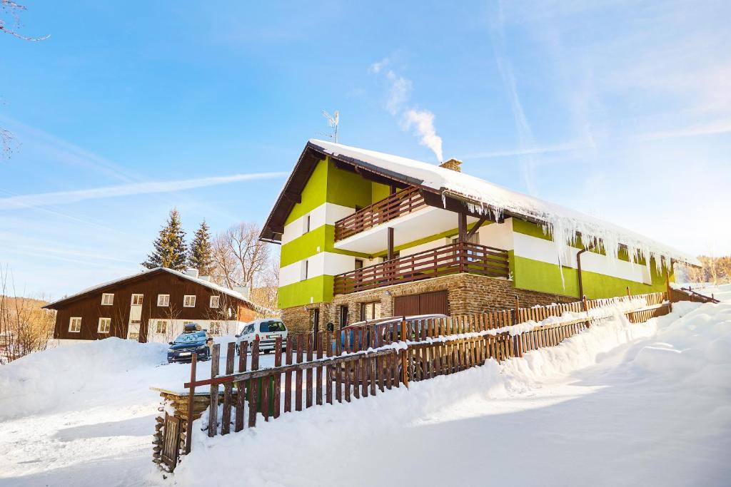 Apartmány Nad Rybníkem photo 2