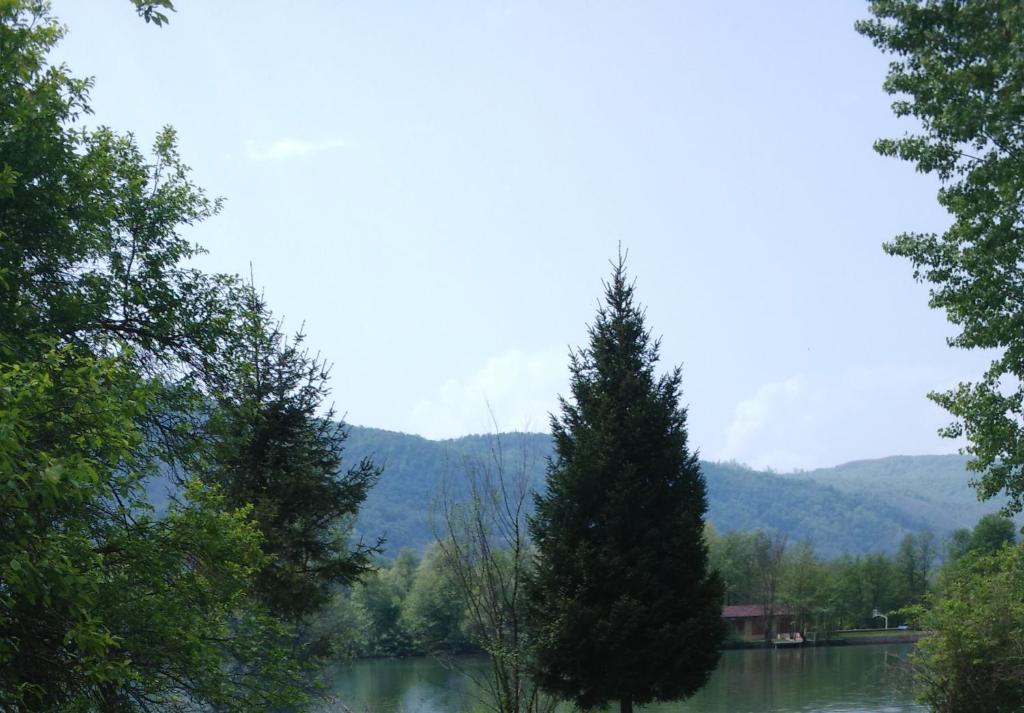 Kuća-Zvorničko jezero photo 1