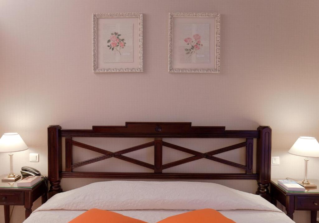 Двухместный (Улучшенный двухместный номер с 1 кроватью), Hôtel Beaubourg