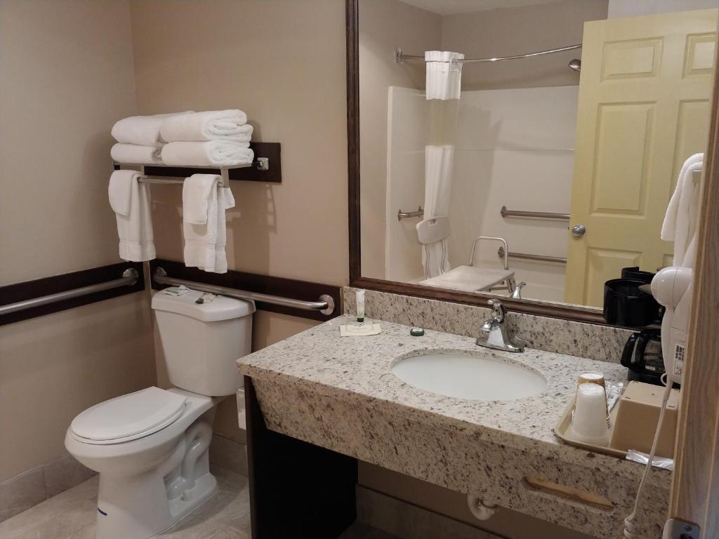 Harborside Inn photo 2