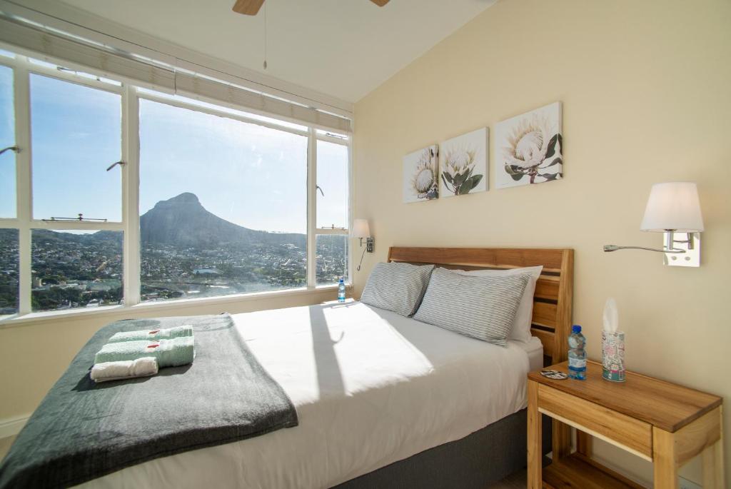 Disa Park 16th Floor Apartment with City Views