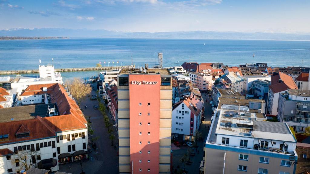 Skyhostel Friedrichshafen photo 2