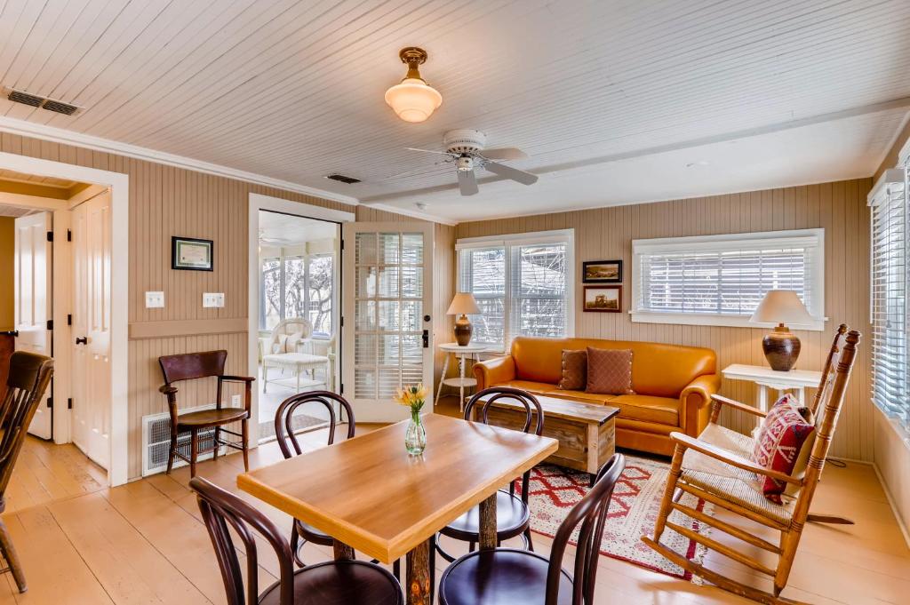 Colorado Chautauqua Cottages photo 2