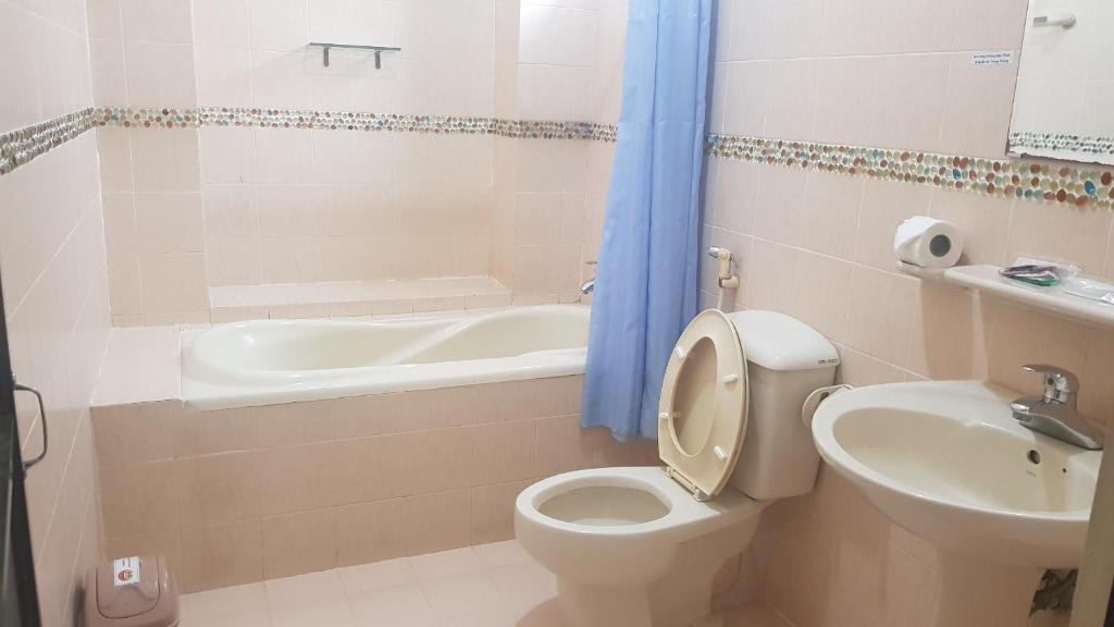 Двухместный (Номер Делюкс с кроватью размера «queen-size»), Caroline Hotel
