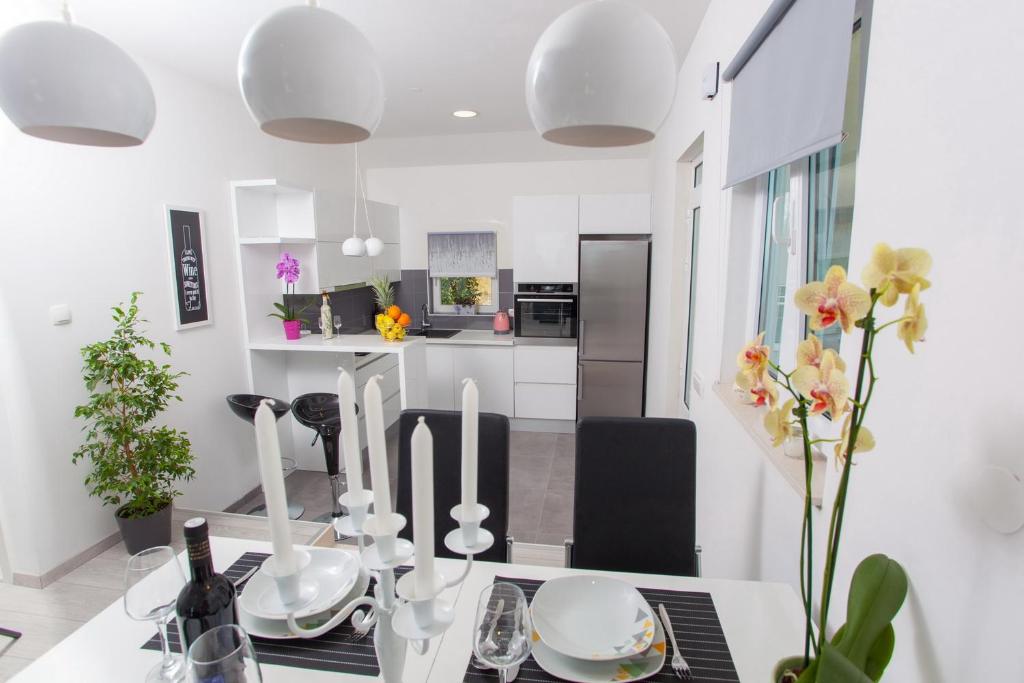 Apartment Ana photo 3