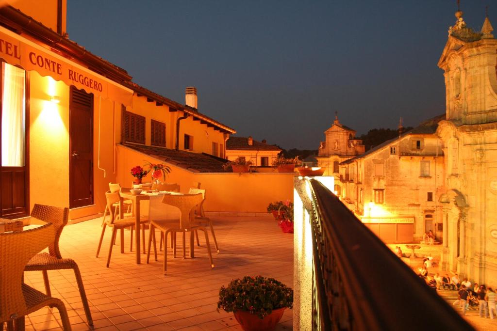 Hotel Conte Ruggero - Tap to explore photos