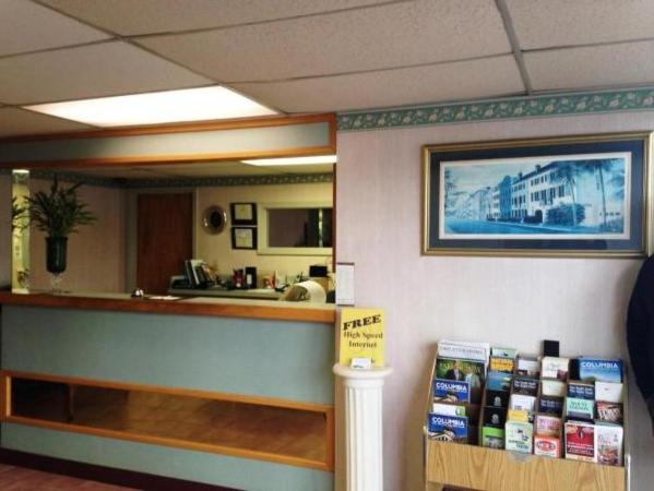 Royal Inn Columbia/Fort Jackson photo 1