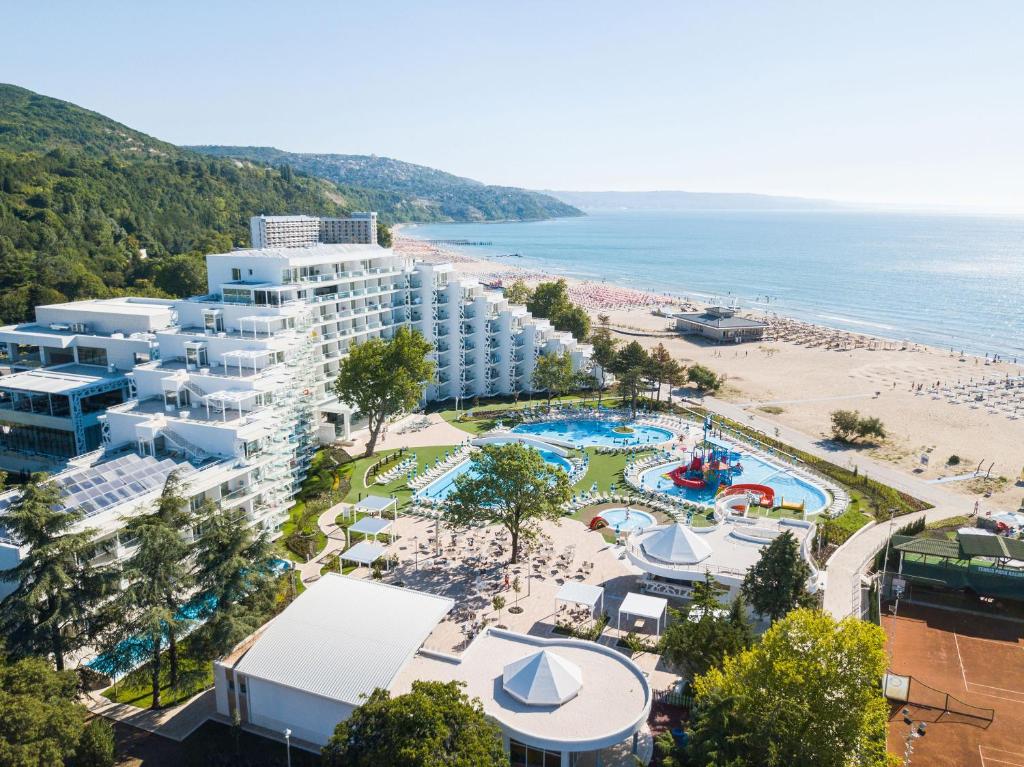 Maritim Hotel Paradise Blue photo 1
