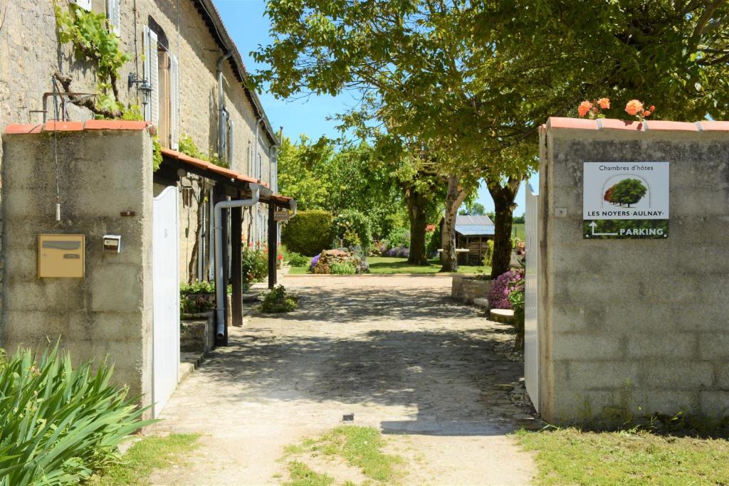 Les noyers aulnay photo 3