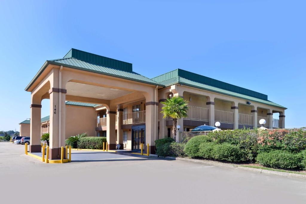 Americas Best Value Inn Denham Springs Baton Rouge image