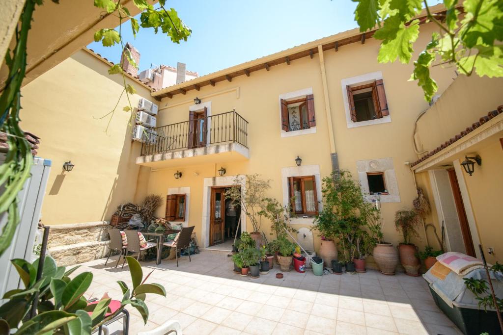 ARCHANES APPARTMENT photo 1