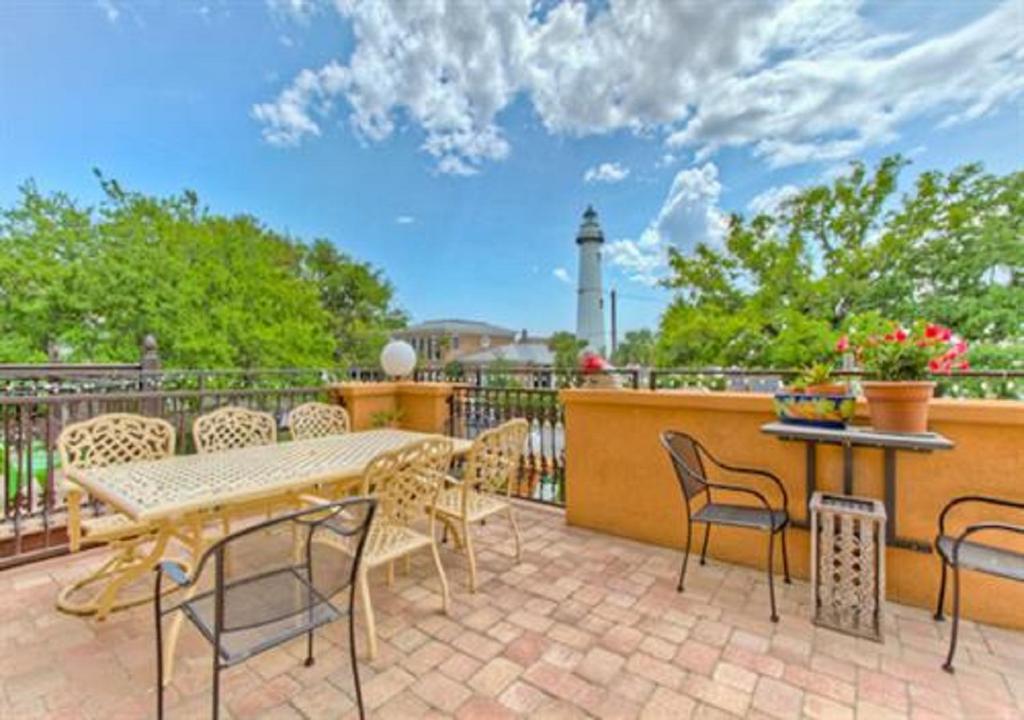 Ocean Inn & Suites photo 1