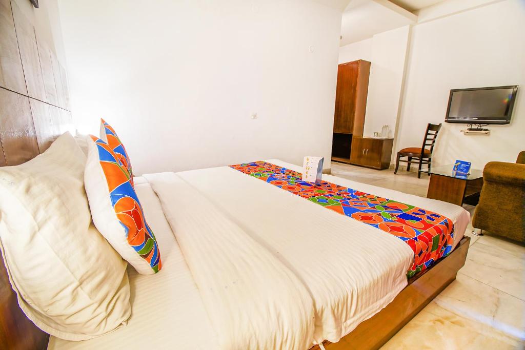 Двухместный ((Sanitised) Deluxe Room), OYO 301 Hotel Mulberry Retreat