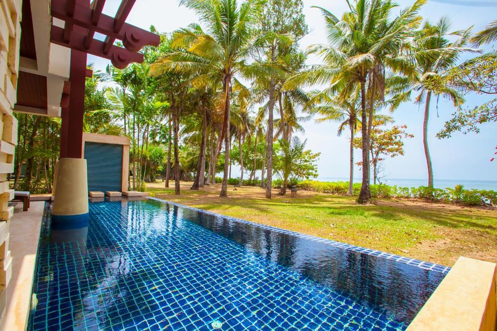 Amatapura Beach Villa 6 photo 3