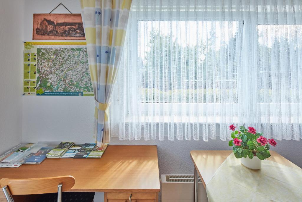 Ferien- und Messewohnung/ Apartment photo 3