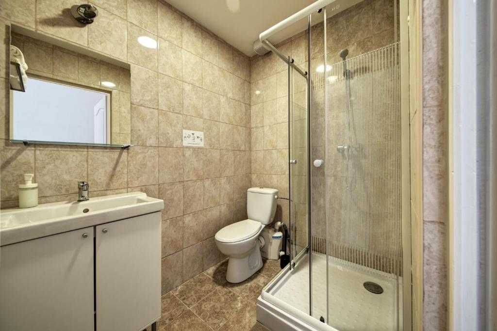 Апартаменты (Апартаменты Делюкс), William's Guesthouse and Hostel