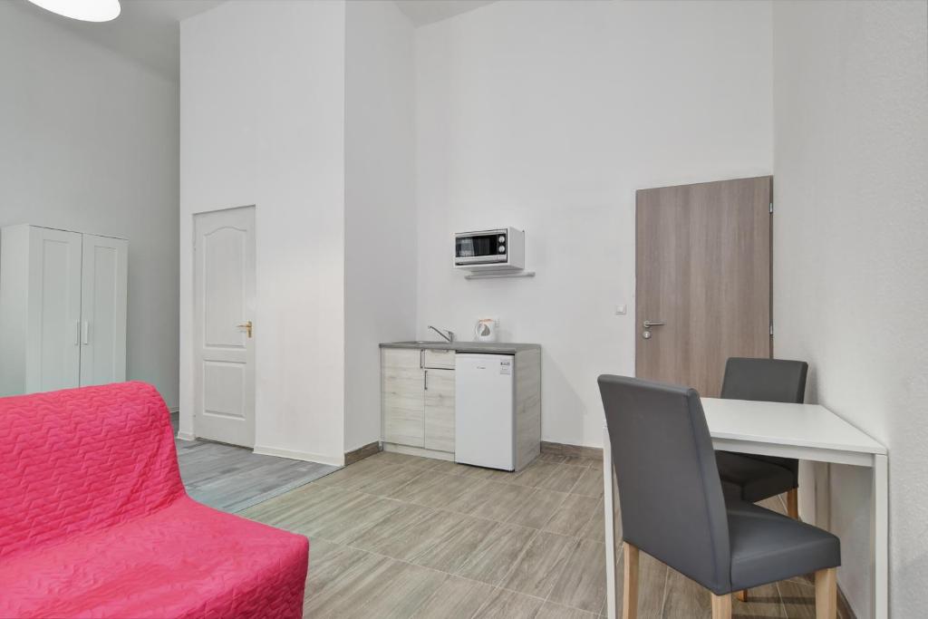 Апартаменты (Улучшенные апартаменты), William's Guesthouse and Hostel