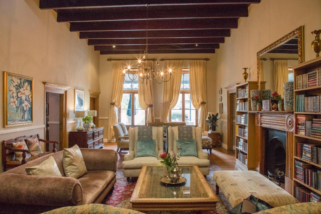 Pontac Manor Hotel & Restaurant photo 1