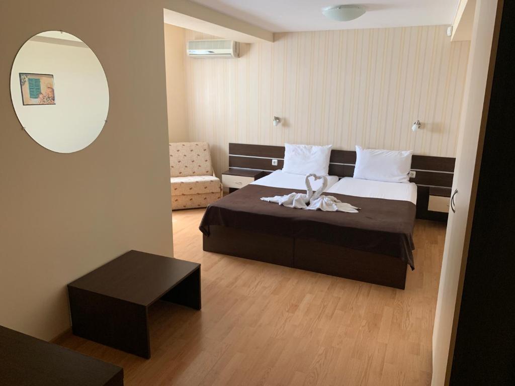 Family Hotel Piter photo 2