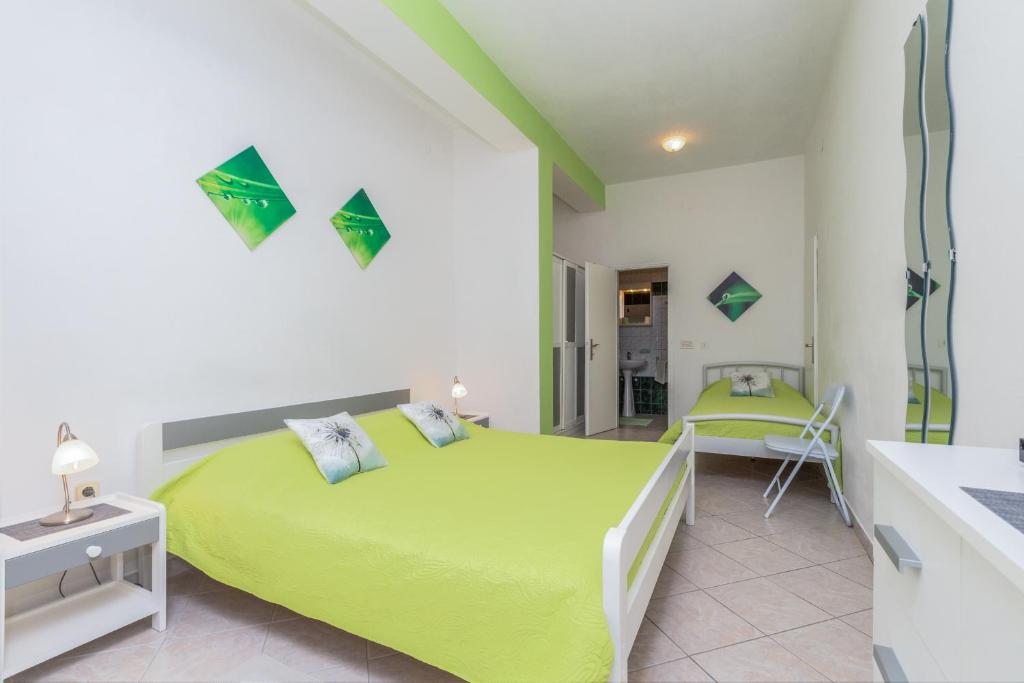 Studio Apartments Romina photo 3