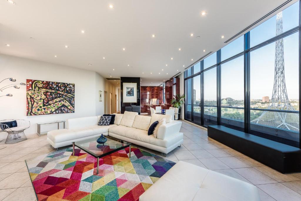 Exclusive Stays - Gallery Penthouse photo 1
