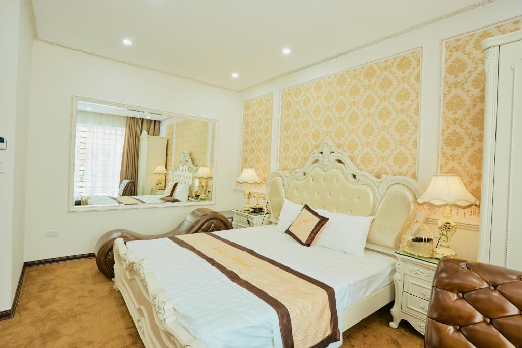 Двухместный (Номер Делюкс с кроватью размера «king-size»), King's Hotel Mỹ Đình