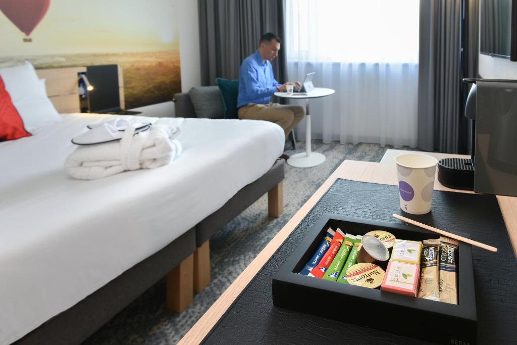 Novotel Wavre Brussels East Hotel - Tap to explore photos