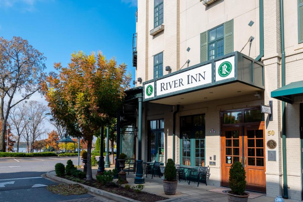 River Inn of Harbor Town image