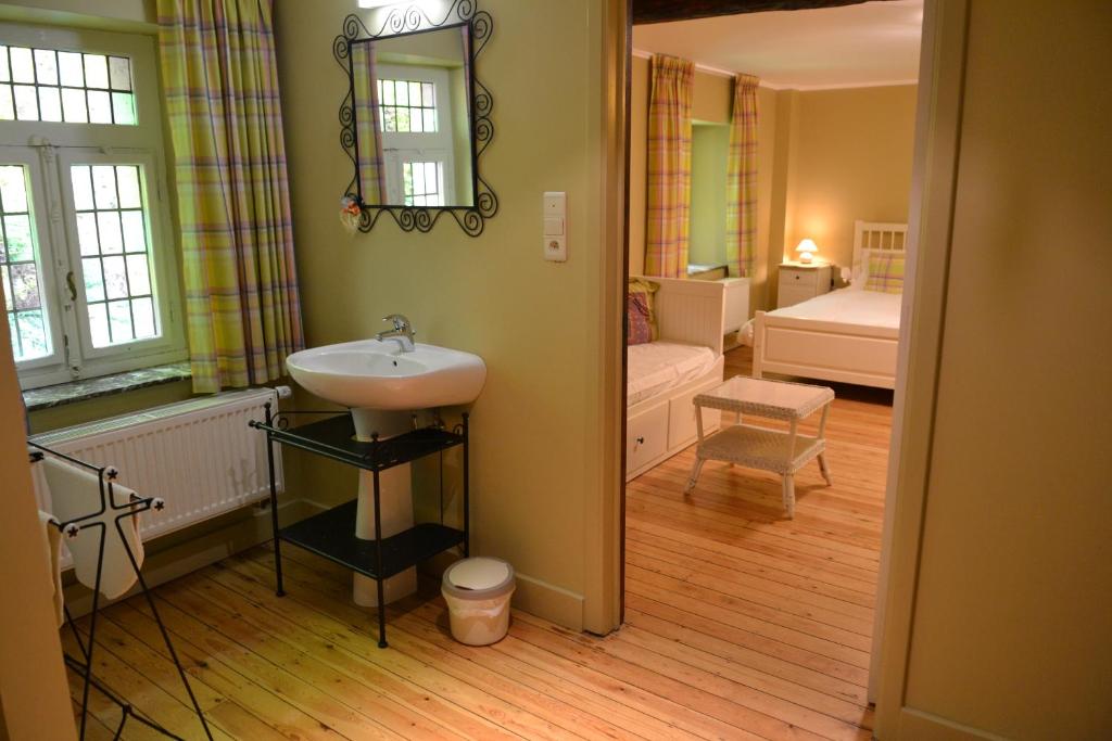 Auberge de Bouvignes photo 1