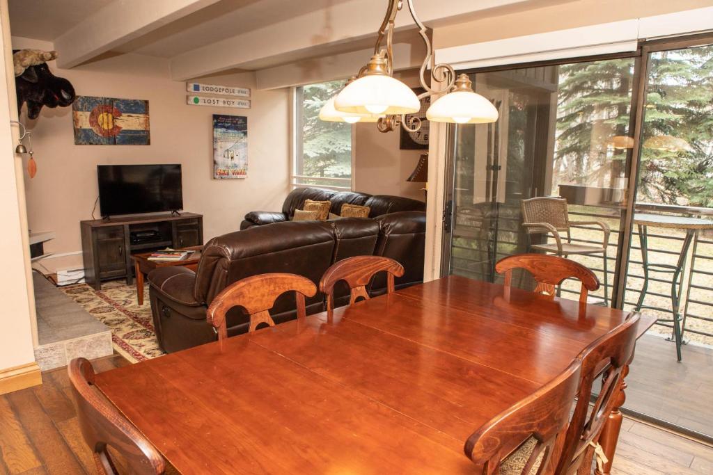 111 Vail International Condo photo 4
