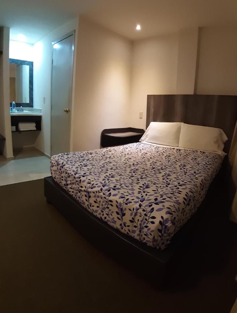HB Express Hotel photo 2
