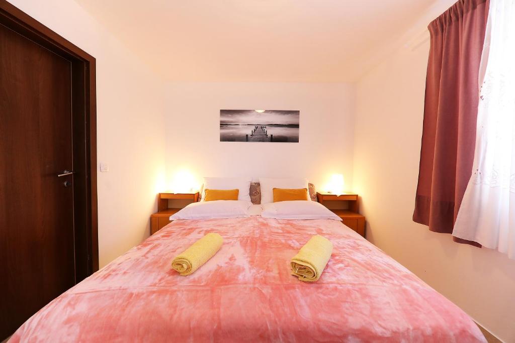 Apartments Anka photo 4