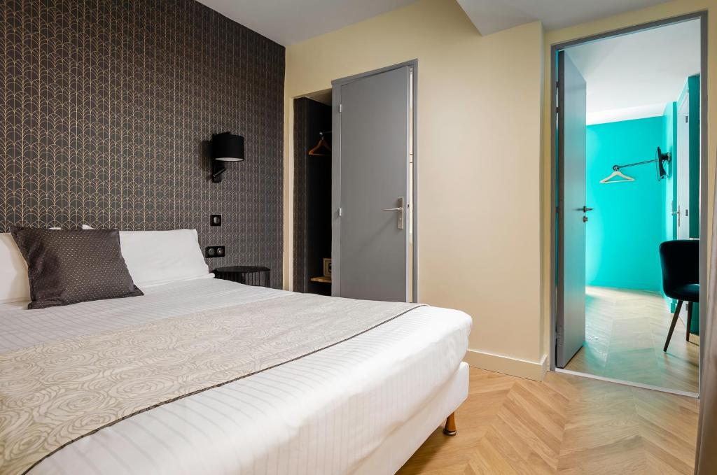 Семейный (Семейный номер), Hotel Elysée Etoile