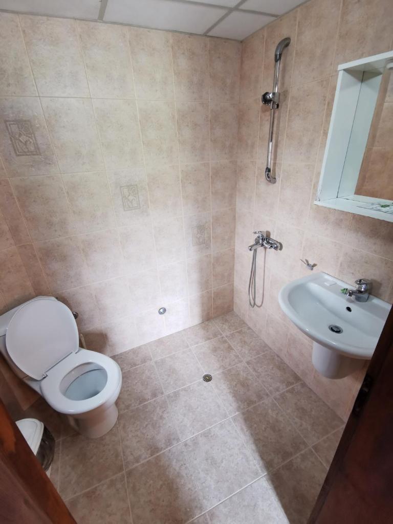 Hadji Neikovi Guest Houses photo 4