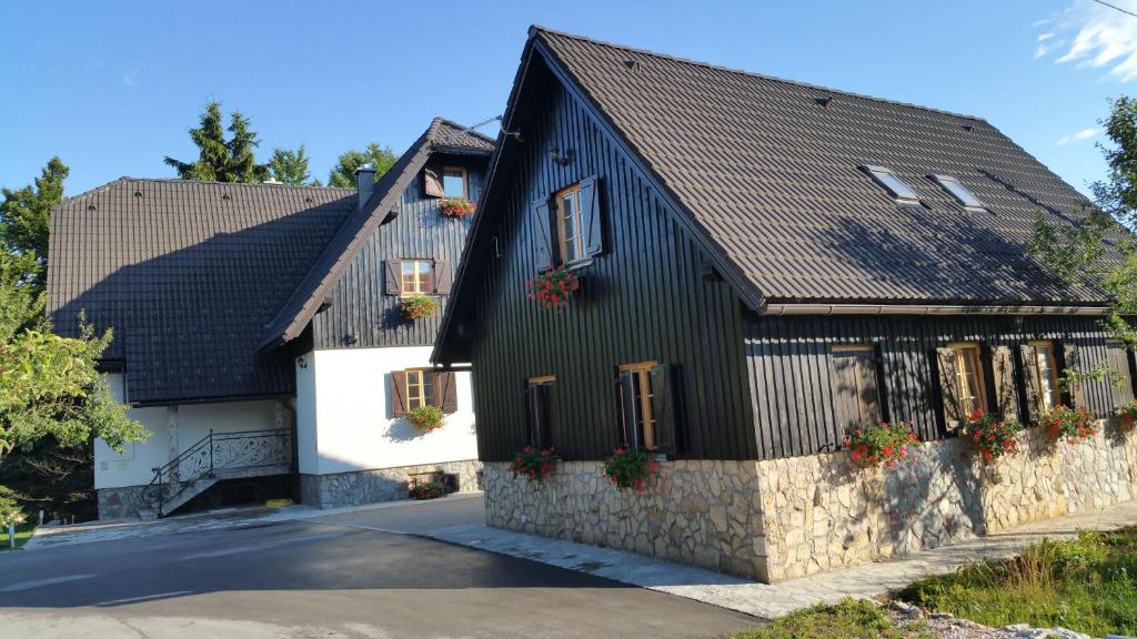 Pansion House Prijeboj